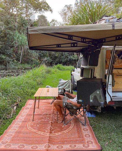 Camping Set Ups, Salty Aura, Camping Mats, Live In A Van, Airstream Rv, Campervan Ideas, Jeep Camping, Camping Vibes, Camping Set