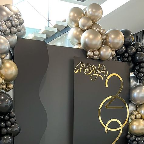 MODERN EVENT DECOR & BALLOONS on Instagram: "Let 2024 be your best year yet! ✨ Our dear client @laurenabbottknutz welcomed the year in style!  . . Stylist and designer @wowmyparty  Acrylic signage @sweetcarolinacreationshtx" Modern Event Decor, Decor Balloons, Best Year Yet, Acrylic Signage, Decor 2024, Event Decor, In Style, The Year, Balloons