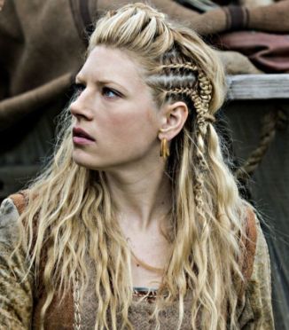 Viking Hairstyles For Women, Viking Hairstyles, Lagertha Hair, Viking Braids, Viking Costume, Viking Women, Viking Hair, Viking Woman, Hairstyles For Women