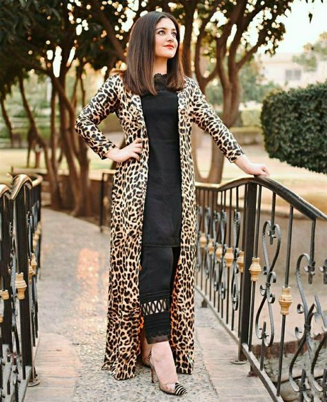 Koti Dresses Pakistani, Long Koti Style Kurti With Pant, Tiger Print Kurti Design, Jacket Style Kurti Long With Pant, Masnoon Duaen, Print Dress Designs, Dress Design Pakistani, Printed Kurti Designs, Tiger Print Dress