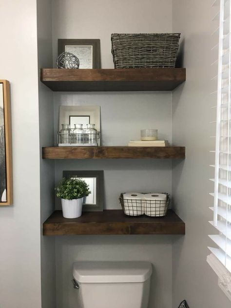 Water Closet Decor, Wooden Bathroom Shelves, Toilet Closet, Shelves Over Toilet, Bathroom Shelves Over Toilet, Toilet Room Decor, Small Toilet Room, Bad Inspiration, Closet Decor