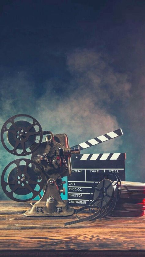 Movie Night Photography, Filmmaking Inspiration, Camera Wallpaper, Iphone Dynamic Wallpaper, Film Background, Fairy Wallpaper, Cinema Art, Film Poster Design, Movie Projector