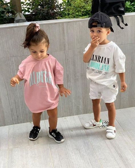 Twin Outfits Boy And Girl, Boy Girl Twin Outfits, Twin Baby Clothes, Baby Boy Outfits Swag, Twin Toddlers, Boy Girl Twins, Cute Twins