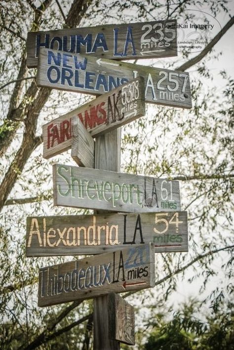 Louisiana for the food!!! New Orleans people!! Crawfish Pie, Louisiana Bayou, Louisiana History, Louisiana Cajun, Louisiana Homes, Louisiana Art, Deco Studio, South Louisiana, And So It Begins