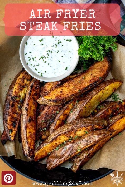 crispy steak fries served in a  cast iron skillet with horseradish aioli Air Fry Steak Fries, Air Fryer Steak Fries Homemade, Air Fryer Steak Fries, Catering Appetizers, Fries At Home, Restaurant Steak, Vegan Starters, Air Fryer Steak, Easy Grilling Recipes