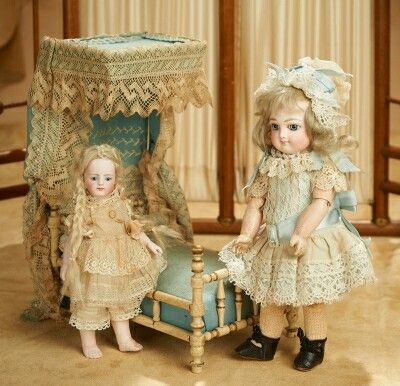 Porcelain Dolls For Sale, Collectibles Toys, Lace Costume, Doll Bed, French Market, Toys Dolls, French Dolls, Dolls For Sale, January 7