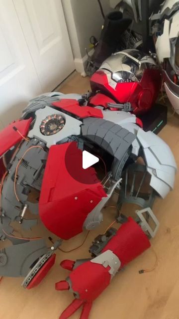 150K views · 10K likes | Futuristic Technology on Instagram: "That is a MK. 5 Portable Prototype Armor. By @thaxton_23 #ironman #ironmansuit" Iron Man Helmet Drawing, Halo Toys, Prototype Armor, All Iron Man Suits, Iron Man Design, Iron Man All Armors, Iron Man Cosplay, Helmet Drawing, New Iron Man