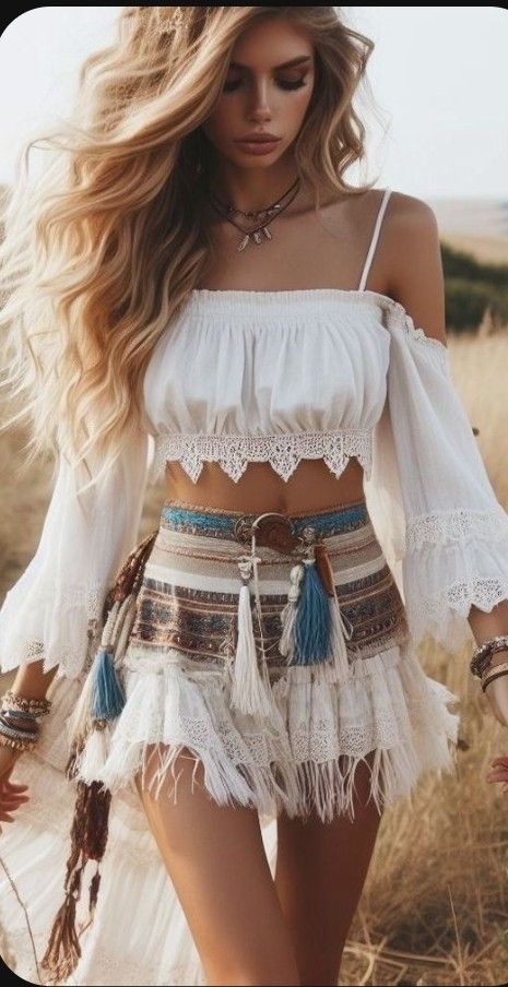 Olivia Marcarelli, Free Spirited Outfits, Bohemian Outfits Women, Boho Summer Outfits Bohemian, Coachella Outfit Boho, How To Wear A Blanket Scarf, Boho Looks, Hippie Chic Fashion, Hippie Mode