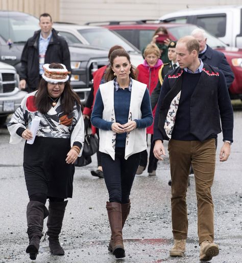 Kate Middleton Has Been Wearing These Brown Boots For Over a Decade — and Now We Know Why William E Kate, Penelope Chilvers, Principe William, Canada Fashion, Kate Middleton Prince William, Bella Bella, Kate Middleton Style, William Kate, Fashion 2024