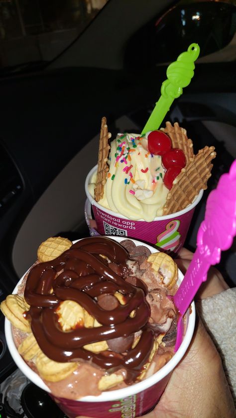 Menchies Frozen Yogurt Aesthetic, Aesthetic Recipes, Menchies Frozen Yogurt, Architecture Career, Aesthetic Foods, Halloween Room, Yummy Ice Cream, Private Investigator, Homemade Snacks