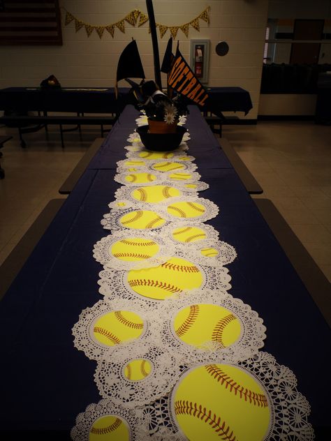 Table Runners I made for a Softball Banquet. Signing Day Table Ideas Softball, Athletic Banquet Table Decorations, Softball Themed Party, Soccer Team Banquet Ideas, Senior Night Decorations Softball, Softball Table Decorations, Athletic Banquet Ideas, Softball Banquet Decorations, End Of Season Softball Party Ideas