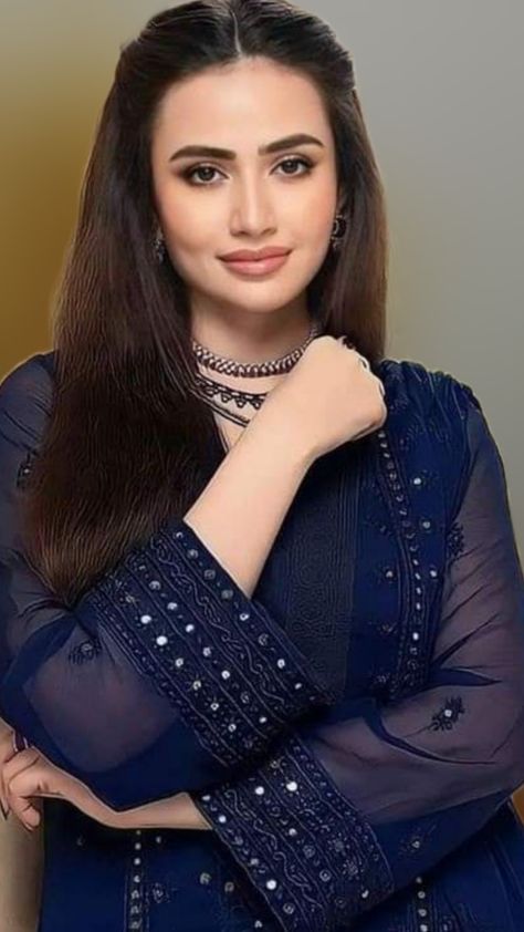 Nikah Dresses, Bhavana Actress, Sana Javed, Face Proportions, Girl Dps, Nikah Dress, Ayeza Khan, Fruit Photography, Celebrity Workout