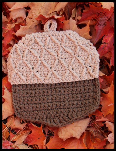 Crochet Acorn, Celtic Knot Crochet, Crochet Hot Pad, Crochet Dish Cloth Free Pattern, Crochet Potholder Patterns, Crochet Scrubbies, Crochet Hot Pads, Stitch Witchery, Fall Crochet