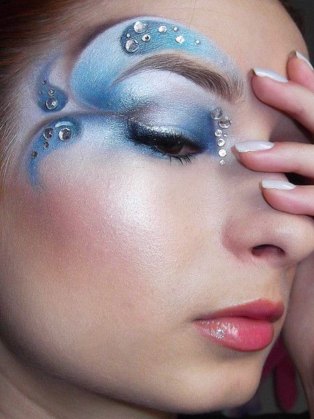 Blue Fairy Makeup, Wind Makeup, Fairy Make-up, Fantasy Make-up, Theatre Makeup, Awesome Makeup, Avant Garde Makeup, Colorful Palette, Fun Makeup