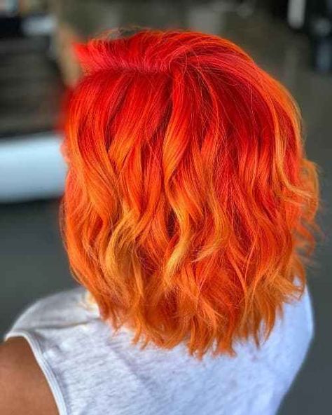 Red Ombre Hair Color, Alt Hair Styles, Fire Hair Color, Fire Ombre Hair, Orange Ombre Hair, Hair Color Red Ombre, Dark Ombre Hair, Ombre Hair Color Ideas, Alt Hair