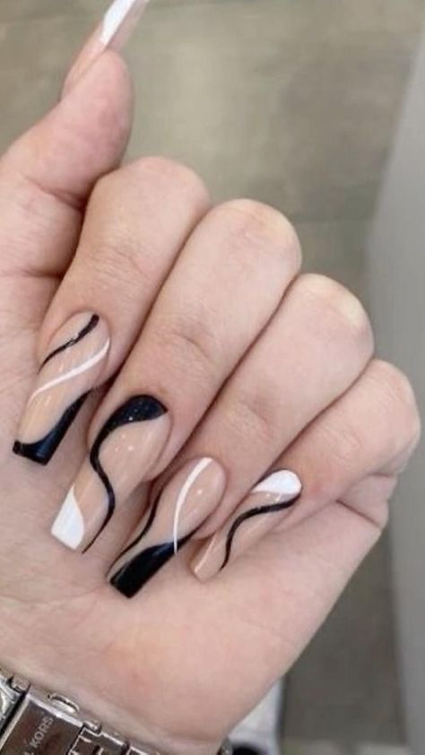 Black And White Nail Designs, Black And White Nail, Black And White Nail Art, Black Acrylic Nails, Simple Acrylic Nails, White Nail Art, Classy Acrylic Nails, White Nail Designs, Acrylic Nails Coffin Short