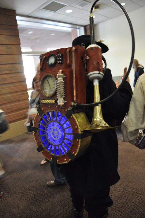 Steampunk Ghostbusters #GenCon 2012 Psychic Costume, Steampunk Ghostbusters, Steampunk Device, Steampunk Jetpack, Steampunk Adventurer, Funny Backpacks, Everlane Backpack, Ghostbusters Cosplay, Steampunk Backpack