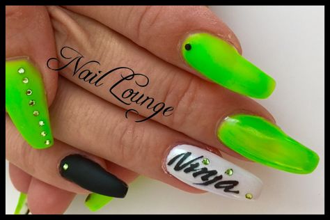 Kawasaki Ninja Nails Moto Nails Design, Ninja Nails Designs, Kawasaki Nails, Motorcycle Nails Designs, Moto Nails, Ninja Nails, Motorcycle Nails, Fantasy Nails, Green Nail Designs