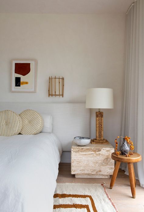 Athena Calderone’s Amagansett Bedroom Is Full of Zen Decor Ideas New York Bedroom, Athena Calderone, Zen Decor, Bedroom Refresh, Cheap Decor, Cheap Home Decor, 인테리어 디자인, Home Decor Accessories, Home Decor Inspiration