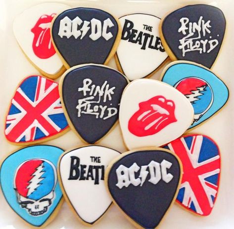 Classic Rock Guitar Pick Cookies     Cookie By Compassionate Cake Festa Rock Roll, Rock Baby Showers, Rock And Roll Birthday, Rockstar Birthday, Rockstar Birthday Party, Music Cookies, Guitar Cake, Rock N Roll Party, Rock Star Party