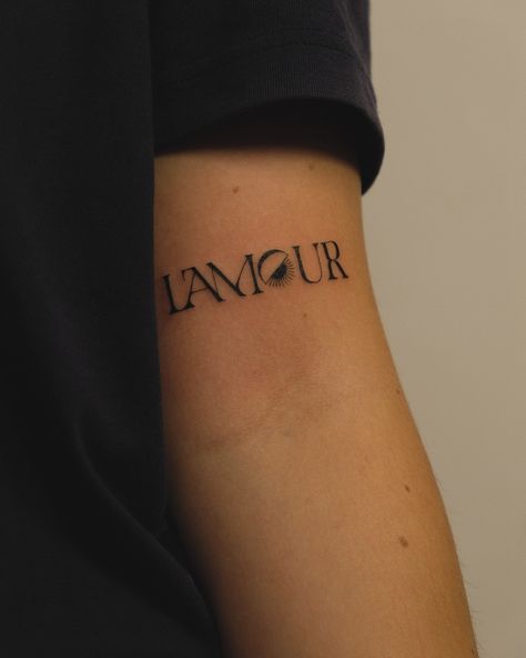 L’Amour, logo de l’album de @disizfr 💛 #flashday #ink #flashtattoo #tatouage #tattoo #tattoos #flashart #larochelletattoo #tatouagefemme #inktattoo #ink #inkart #inkartist #inkaddict #tattooart #inkedgirls #tattooist #floraltattoo #tattooflores #tatoueuse Flash Art, Inked Girls, Ink Art, Flash Tattoo, Tattoos And Piercings, Ink Tattoo, Art Tattoo, Pop Culture, Piercings