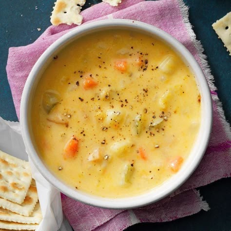 Ham Chowder Recipe, Ham Chowder, Holiday Soups, Canadian Recipes, Canadian Dishes, Regional Recipes, Cheese Soup Recipe, Troy Michigan, Ham And Potato Soup