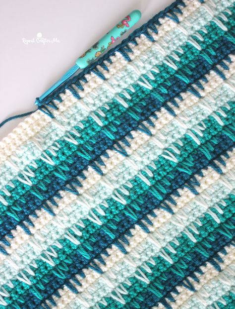 Crochet Spike Stitch Blanket - Repeat Crafter Me Crochet Spike Stitch, Spike Stitch, Repeat Crafter Me, Stitch Blanket, Easy Crochet Baby, Crochet Square Patterns, Cute Pillows, Crochet Instructions, Crochet Books