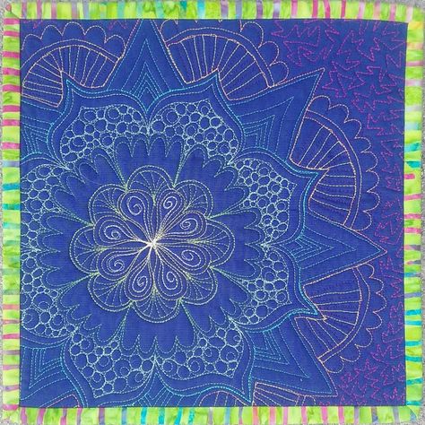 Mandala Quilting, Mandala Quilts, Beach Quilts, Mandala Quilt, Mini Mandala, Beach Quilt, Whole Cloth Quilts, Quilting Inspiration, Quilting Rulers