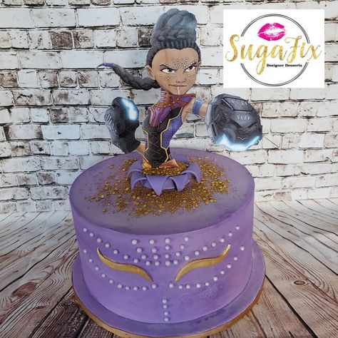 Black Panther Cupcakes Ideas, Wakanda Forever Birthday Cake, Wakanda Forever Birthday Party, Wakanda Forever Cake, Black Panther Cake Topper, Birthday Party Black Panter, Panthers Cupcakes, Shuri Black Panther, Marvel Birthday