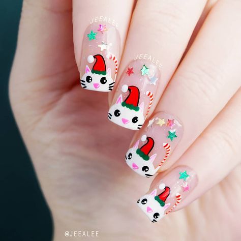 Easy Christmas Nails, Christmas Nails Ideas, Christmas Nail Art Ideas, Cat Nail Art, Christmas Kitty, Kitty Nails, Cat Nails, Home For Christmas, Holiday Mood