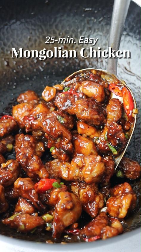 Mongolian Barbecue, Koreansk Mad, Ayam Teriyaki, Mongolian Chicken, Chicken Smothered, Resepi Biskut, Homemade Chinese Food, Chicken Crispy, Resep Salad