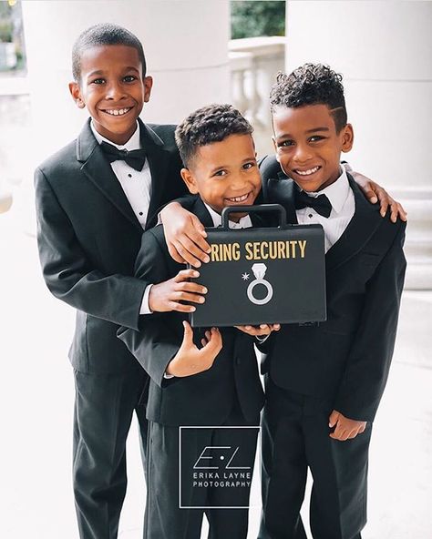 The most adorable ring security ever! Photo by @erikalaynephoto / @completelyyours #GroomInspiration #Groom #GroomsMan #GroomsMen #BridalParty #SuitAndTie Black People Weddings, Ring Security, African American Weddings, Wedding Picture Poses, Future Wedding Plans, Wedding Goals, Tuxedos, Wedding Pics, Wedding Poses