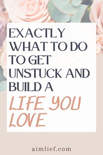 Wondering how to get out of a rut? Do you feel stuck? Here's how to get unstuck in life! With these self improvement tips you'll be able to reinvent yourself, change your life and build a life you love. live your dream life How To Get Yourself Out Of A Rut, How To Get Out Of A Rut, How To Figure Out What You Want In Life, How To Reinvent Yourself Tips, How To Restart Your Life, Get Out Of A Rut, Reinvent Yourself, Get Unstuck, Stuck In A Rut