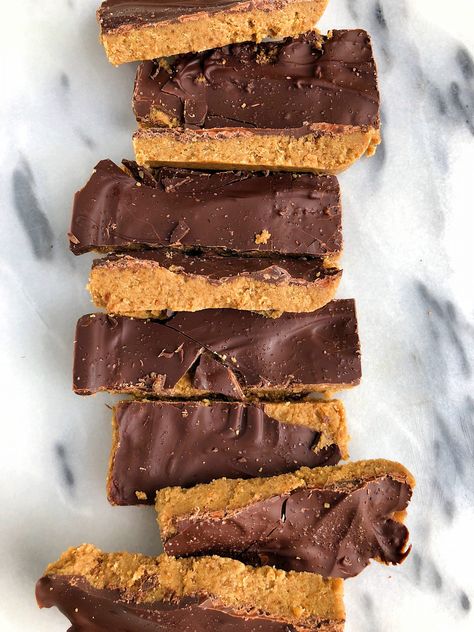 Dark Chocolate Tahini Freezer Bars (nut-free, gluten-free) Gluten Free Twix Bars, Lunch Lady Peanut Butter Bars, Gluten Free Twix, Homemade Butterfingers, Oat Slice, Chocolate Tahini, Peanut Butter Truffles, Dark Chocolate Cookies, Chocolate Cookie Dough