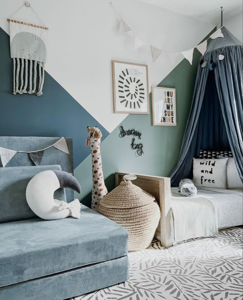 Blue Kids Room, Boys Room Blue, Toddler Boy Room Decor, Toddler Room Decor, Toddler Boys Room, Toddler Bedrooms, Big Boy Room, Kids Interior, Stylish Bedroom