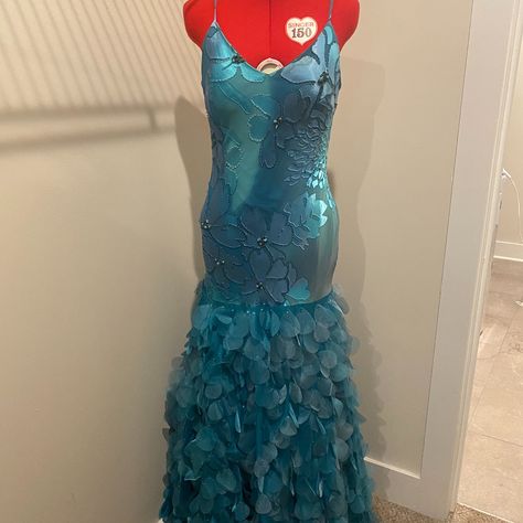 Bicici Gown Never Worn - Size 12-14 There Is Give In The Bodice, No Zips, Net Underskirts Attached....It's Immaculate . Sea Dress, Beautiful Dresses, Ball Gowns, Bodice, Fashion Show, Mermaid, Color Blue, Size 12, Prom Dresses