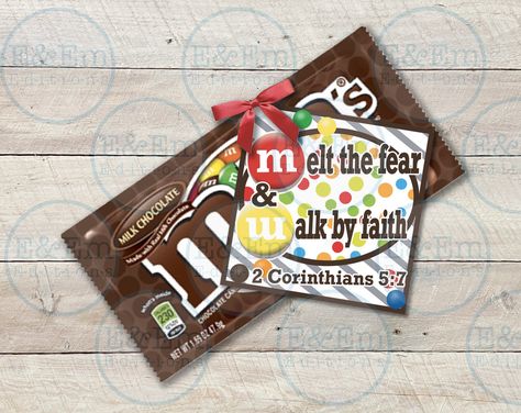 These candy treat tags are perfect for youth groups, VBS, Sunday School, memory verses, and even Halloween. Pair with M&M Candy! This listing is NOT editable. --- INCLUDED FILE(S) --- 1: 1 - High Resolution PDF 8.5 x 11 with 12 cards measuring 2.5 x 2.5 inches each This is a digital instant download product  . No physical product will be shipped. Downloadable file will be available within minutes of checkout. --- COLOR VARIATIONS --- Please note that colors may vary from your computer monitor to actual printed items. --- COPYRIGHT INFO --- You are paying for my time and customization of your item(s), I do not claim ownership to any of the characters/graphics. This is not a licensed product. All characters/images used are copy-written by their respective holders and are not being sold. The Christian Candy Sayings, Christian Halloween Gifts, Christian Halloween Treats, Scripture Treats, Halloween Sunday School, Airheads Candy, Printable Halloween Tags, Halloween Treat Tags, Halloween School Treats