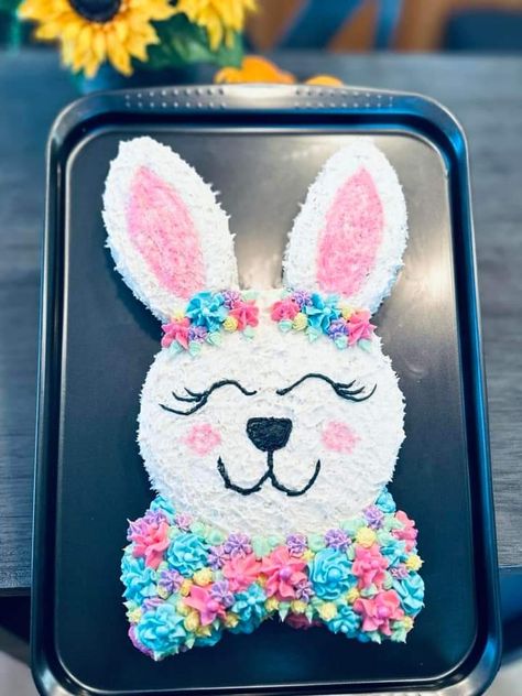 Bunny Rabbit Cake Ideas, Easter Rabbit Cake, Rabbit Shaped Cake, Easter Bunny Birthday Cake, Easter Cake Decorating Ideas Easy, Bunny Cake Birthday, Bunny Cupcake Cake, Rabbit Cake Ideas, Bunny Shaped Cake