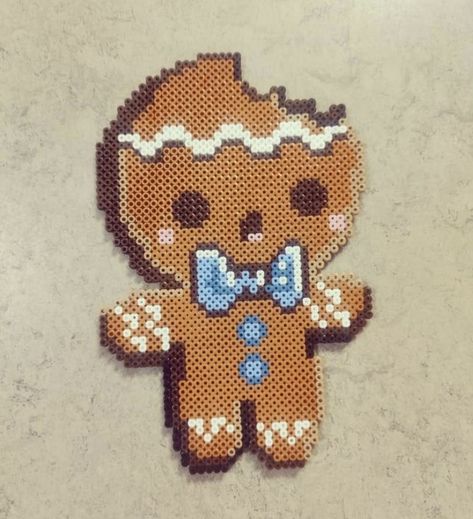 Melty Beads Ideas Christmas, Gingerbread Perler Bead Patterns, Perler Bead Bear Patterns, Winter Perler Beads, Winter Perler Bead Patterns, Holiday Perler Bead Patterns, Perleplader Ideas Jul, Perler Beads Christmas, Christmas Perler Bead Patterns