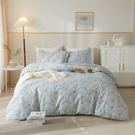 PRICES MAY VARY. Soft Cotton Fabric: The vintage style blue floral duvet cover set is made from 100% natural cotton, ultra-soft, breathable, lightweight, skin-friendly and machine washable, give you and your family good and comfortable sleeping all night. the aesthetic bedding set is suitable for all seaons Aesthetic Floral Bedding Set: 3 Pieces cotton queen bedding duvet cover set =>1*queen duvet cover 90"x 90" + 2*pillowcases 20"x 26"(▲▲comforter/quilt/duvet, bed sheets and pillow inserts are Floral Comforter Sets, Blue Bedding Sets, Floral Bedding Sets, Duvet Cover Queen, 100 Cotton Duvet Covers, Floral Comforter, Kids Duvet Cover, King Duvet Cover Sets, Floral Duvet Cover