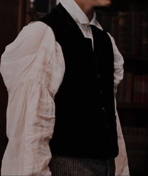 1800s Aesthetic Male, Victorian Vampire Aesthetic, Thomas Cresswell, Victorian Male, Victorian Era Aesthetic, 1800s Aesthetic, Stalking Jack The Ripper, Dark Royalty Aesthetic, Aesthetic Male Outfits