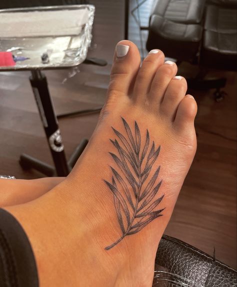 Palm Leaves Tattoo, Palm Leaf Tattoo, Palm Tattoo, Tattoo Foot, Leaf Tattoo, Palm Tattoos, Plant Tattoo, Foot Tattoo, Foot Tattoos