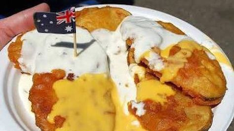 Aussies are baffled over something called Australian battered potatoes Battered Potatoes, Bloomin Onion, Influencer Tips, Outback Steakhouse, Yummy Sides, Perfect Food, Mashed Potatoes, Side Dishes, Influencer