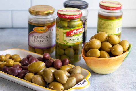 Cheese Board Pairings, Graze Boards, Giada Recipes, Marinated Mushrooms, Italian Olives, Greek Olives, Grazing Table, Charcuterie Cheese, Feed A Crowd