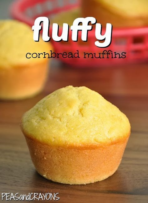 Fluffy Bakery-Style Cornbread Muffins Gradually subbing whole wheat flour for the all-purpose white...one of the best recipes I've come across so far! Fatty Snacks, Cornbread Sweet, Sweet Cornbread Muffins, Muffins Homemade, Fluffy Cornbread, Cornbread Muffins Recipe, Sweet Muffins, Tin Recipes, Cornbread Muffins