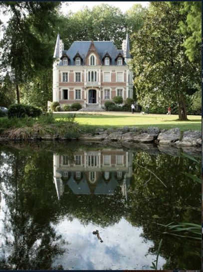 Castle Exterior, This Old House, Chateau France, French Cottage, Loire Valley, French Chateau, French Country House, Pretty House, Manor House