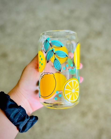 Lemonade Craft, Summer Lemonade, Retro Painting, Cute Coffee Cups, Posca Art, Smoothie Cup, Pretty Mugs, Cute Cups, Soda Can