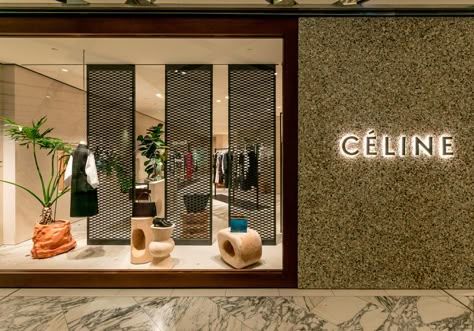 Celine Store, Store Display Design, Store Entrance, Window Display Retail, Retail Store Interior Design, Shop Facade, Store Concept, Visual Merchandising Displays, Store Window Displays