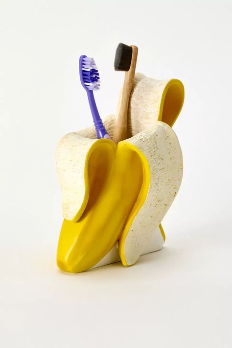 Cool Toothbrush Holder, Weird Kitchen Decor, Tooth Brush Holder Ideas, Innovative Product Design Ideas, Clay Toothbrush Holder, Banana Storage, Peeled Banana, Ugg Classic Mini Boot, Kids Teeth