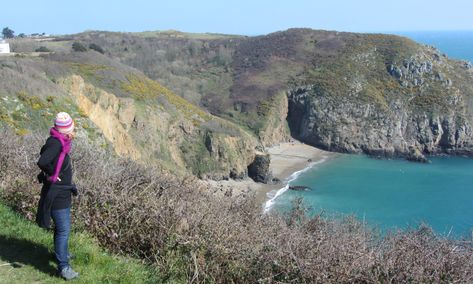 Sark is a car-free and sustainable Channel Island lying 11 km east of Guernsey and about 40 km west of the Cherbourg Peninsula of France. I discovered it on a trip to (also gorgeous, but not quite so special) Jersey a few years ago, which I was heading to by ferry from the south of England. I got chatting to a crowd of cool young ones, who told me they were en route to Sark. They come every year around midsummer to gaze at the stars, because Sark is not only car free, but it is totally free of s South Of England, Permaculture Gardening, Mid Summer, Sustainable Tourism, Channel Islands, Dark Skies, Uk Travel, Portsmouth, The Good Place